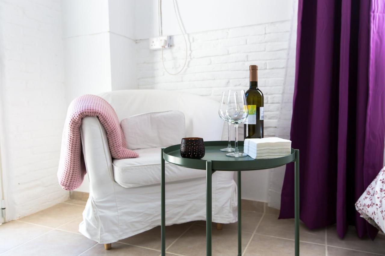 Laila'S Cozy Garden House & Studio Larnaca Dış mekan fotoğraf