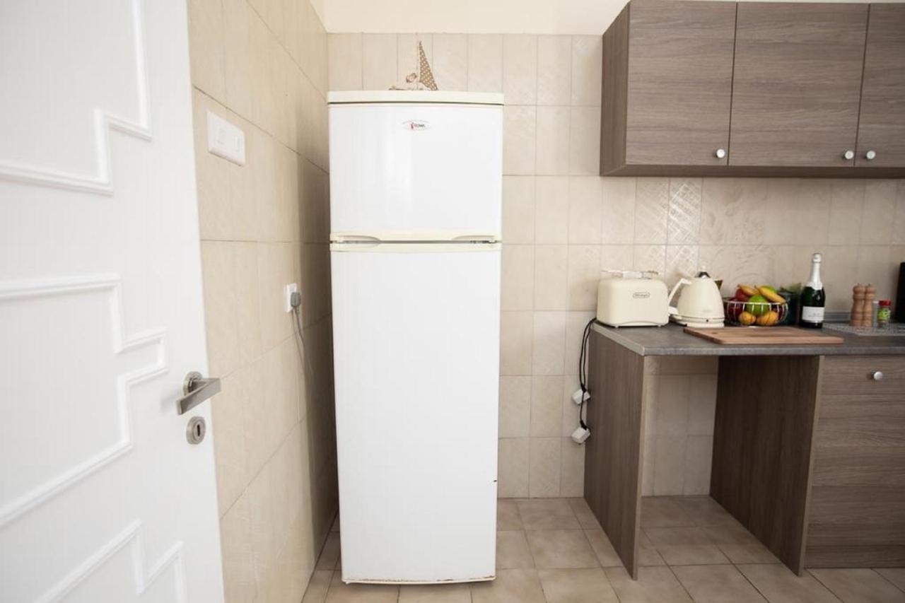 Laila'S Cozy Garden House & Studio Larnaca Dış mekan fotoğraf